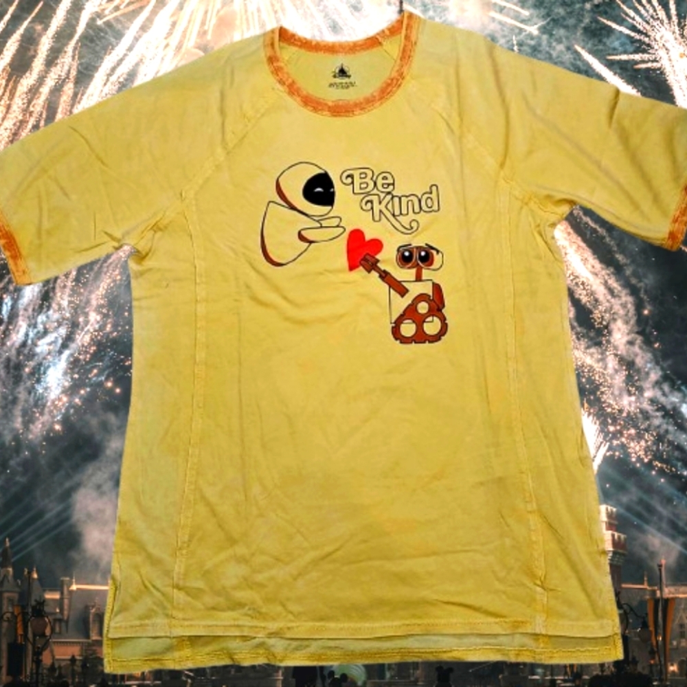 Disney Resort. Wall-E & Eve “Be Kind” Tee Shirt. Never worn.